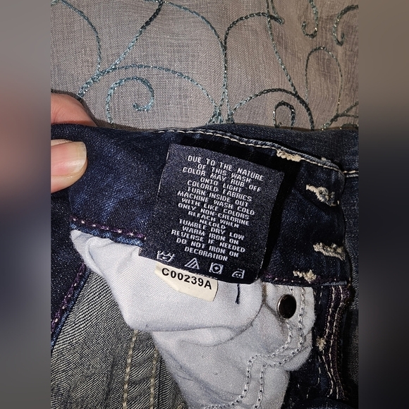 2 FOR $50 VIGOSS Heritage Fit Blue Medium Wash Capri Jeans - Picture 5 of 8